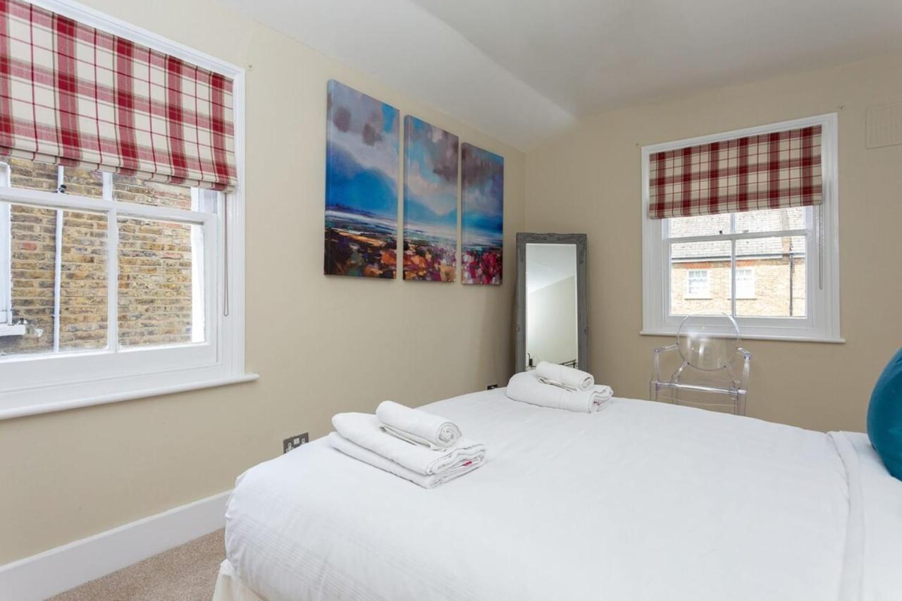 Quaint 2 Bedroom Flat - 9 Minutes Walk To Vauxhall Tube London Bagian luar foto